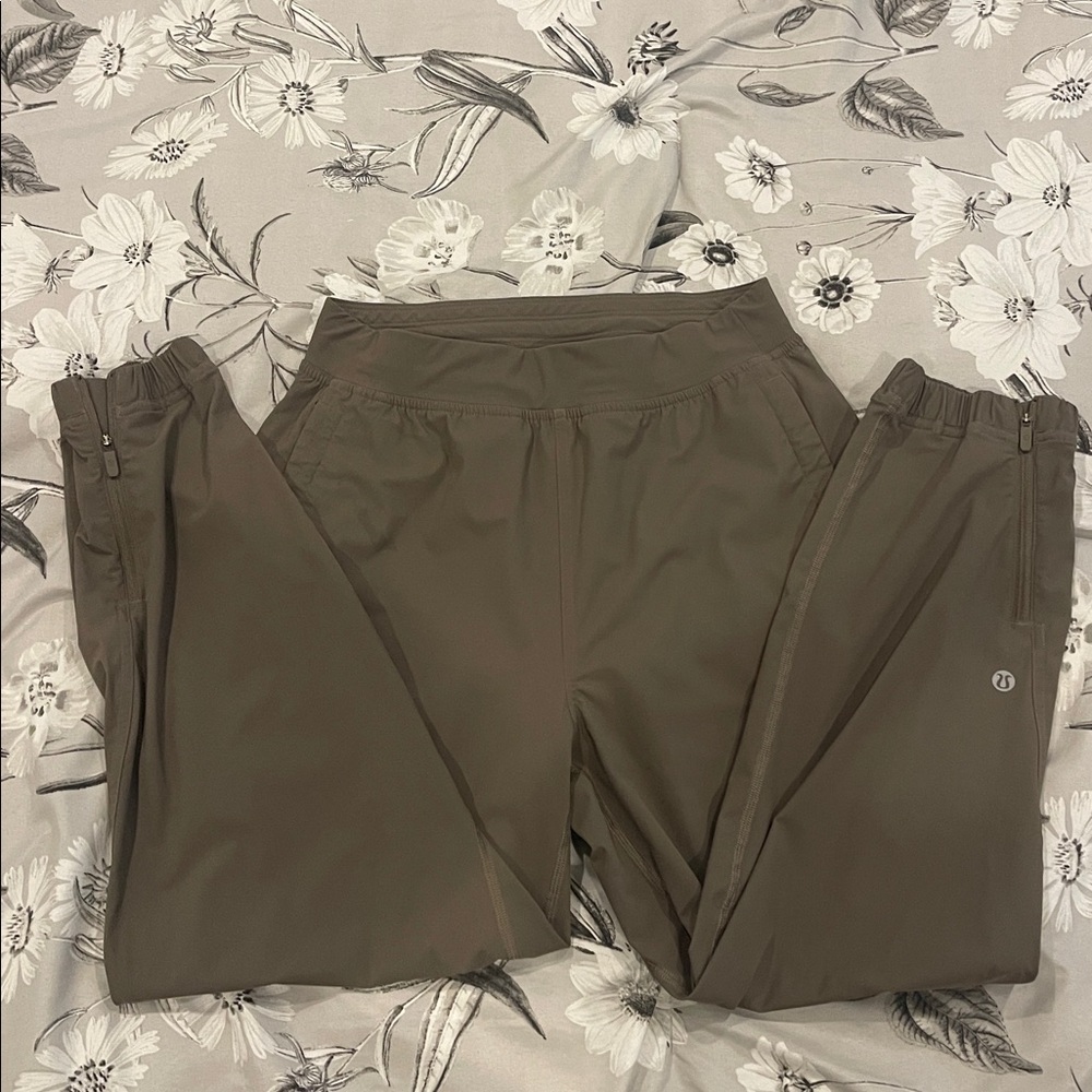 lululemon athletica Brown Ankle Pants
